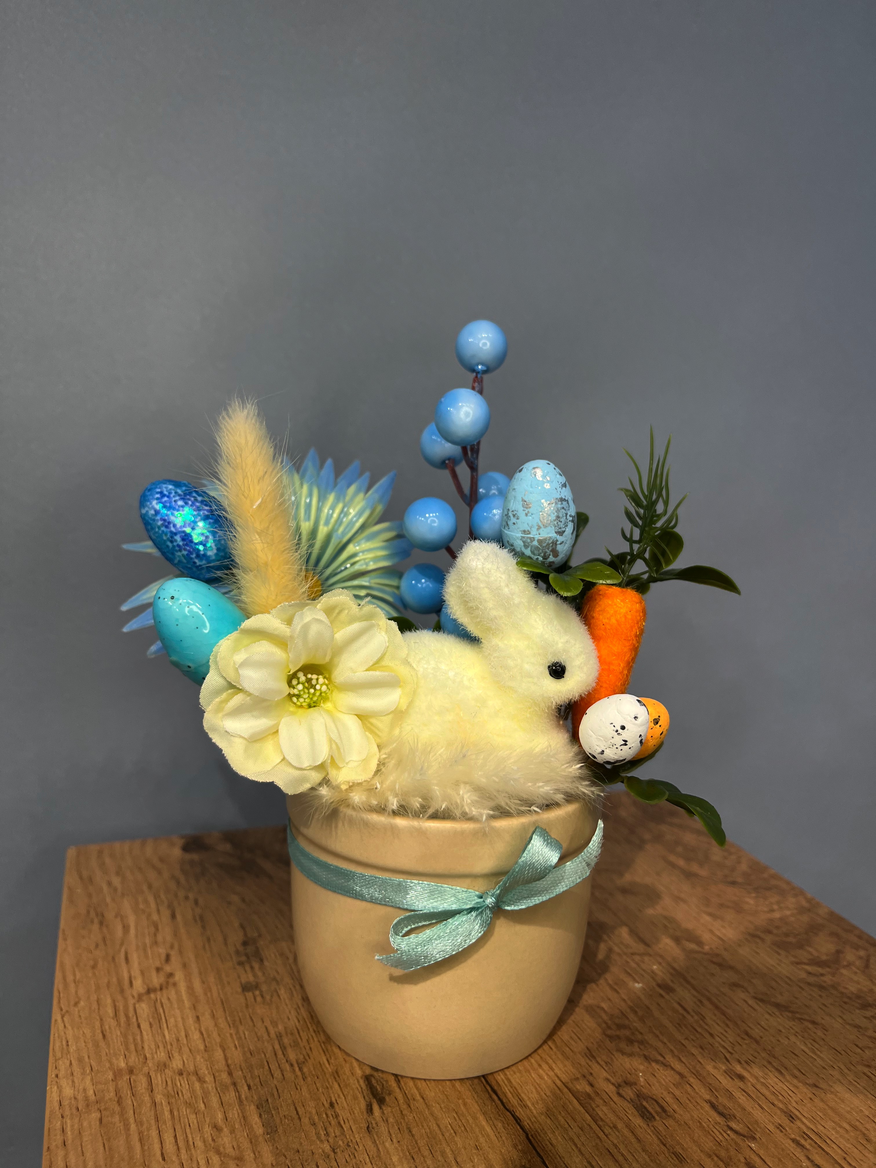Композиция ''Пасхальный Кролик''