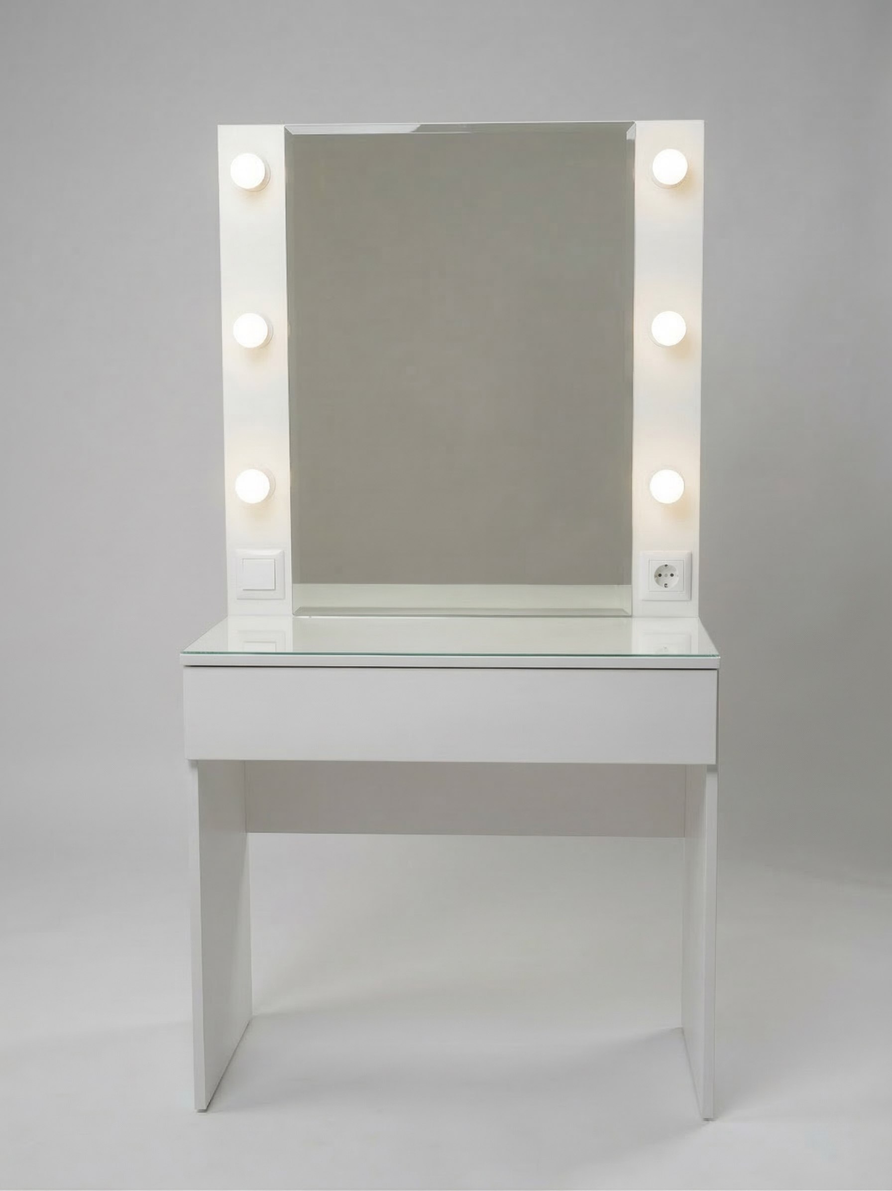 Стол макияжный Мемори